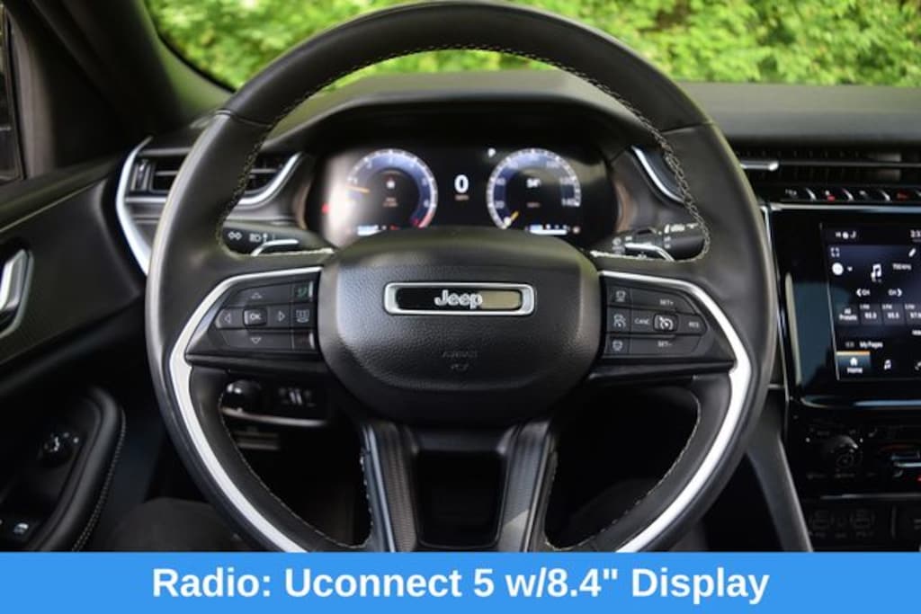 Used 2023 Jeep Grand Cherokee L Laredo SUV