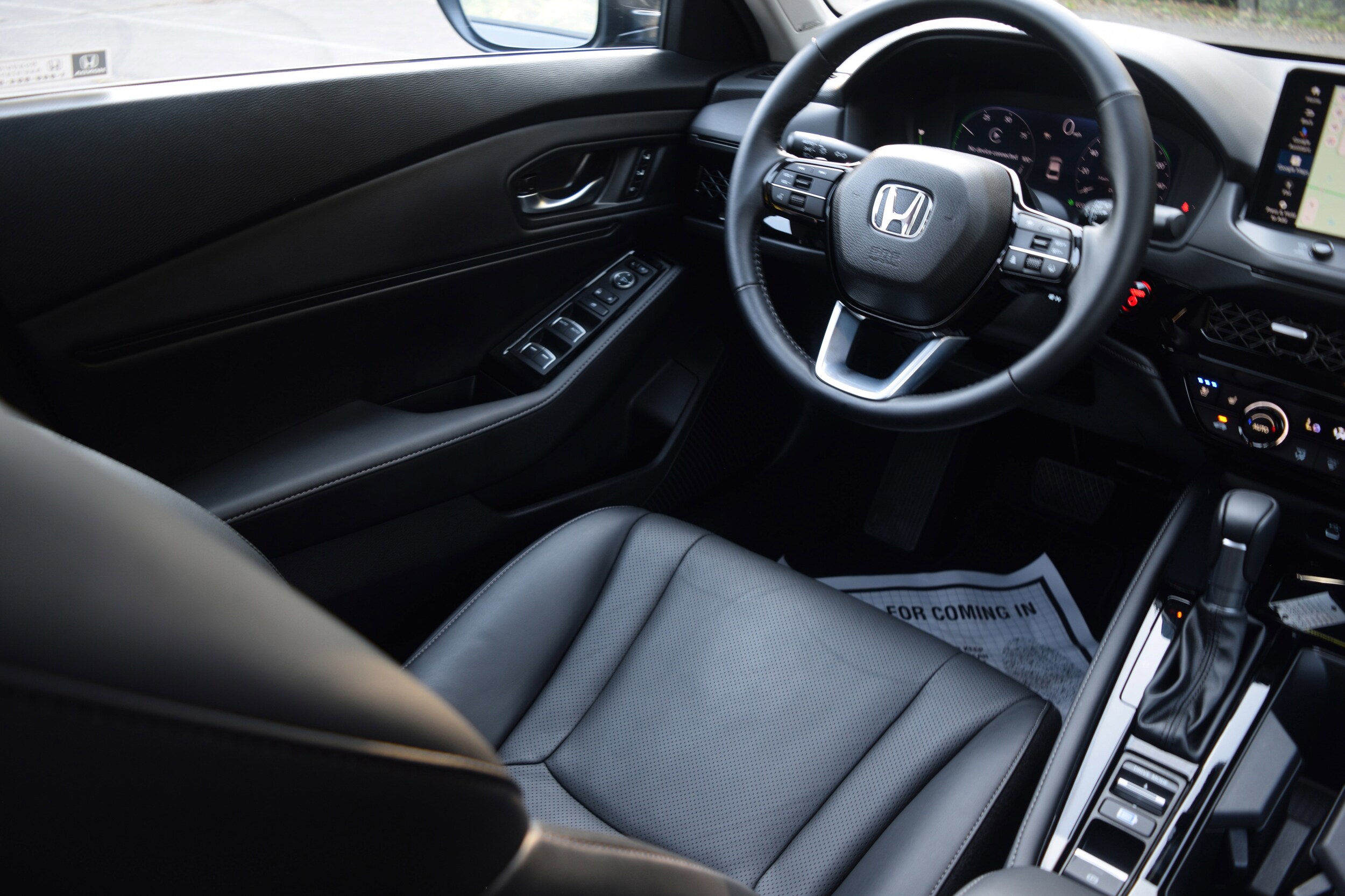 2024 Honda Accord Hybrid Touring photo 2