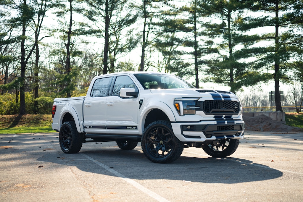 New 2025 Ford F-150 Lariat Truck SuperCrew Cab