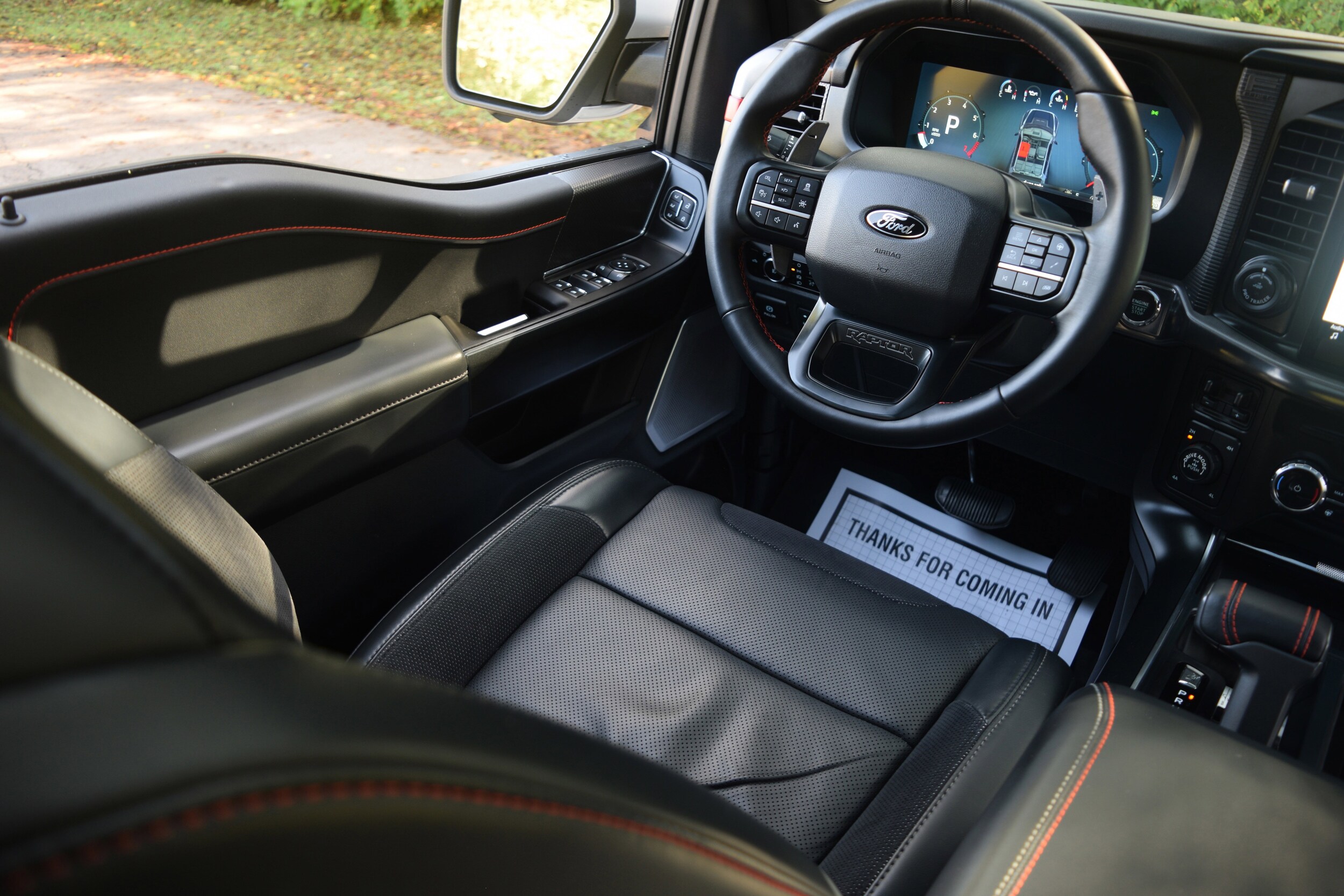 2024 Ford F-150 Raptor photo 2