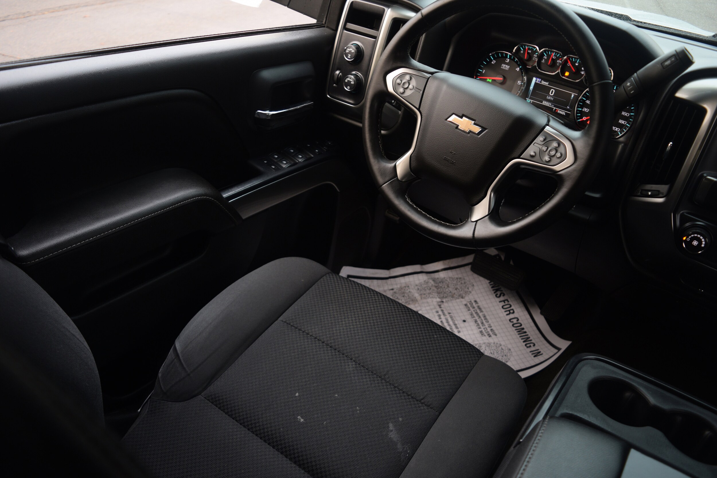 2017 Chevrolet Silverado 1500 photo 2