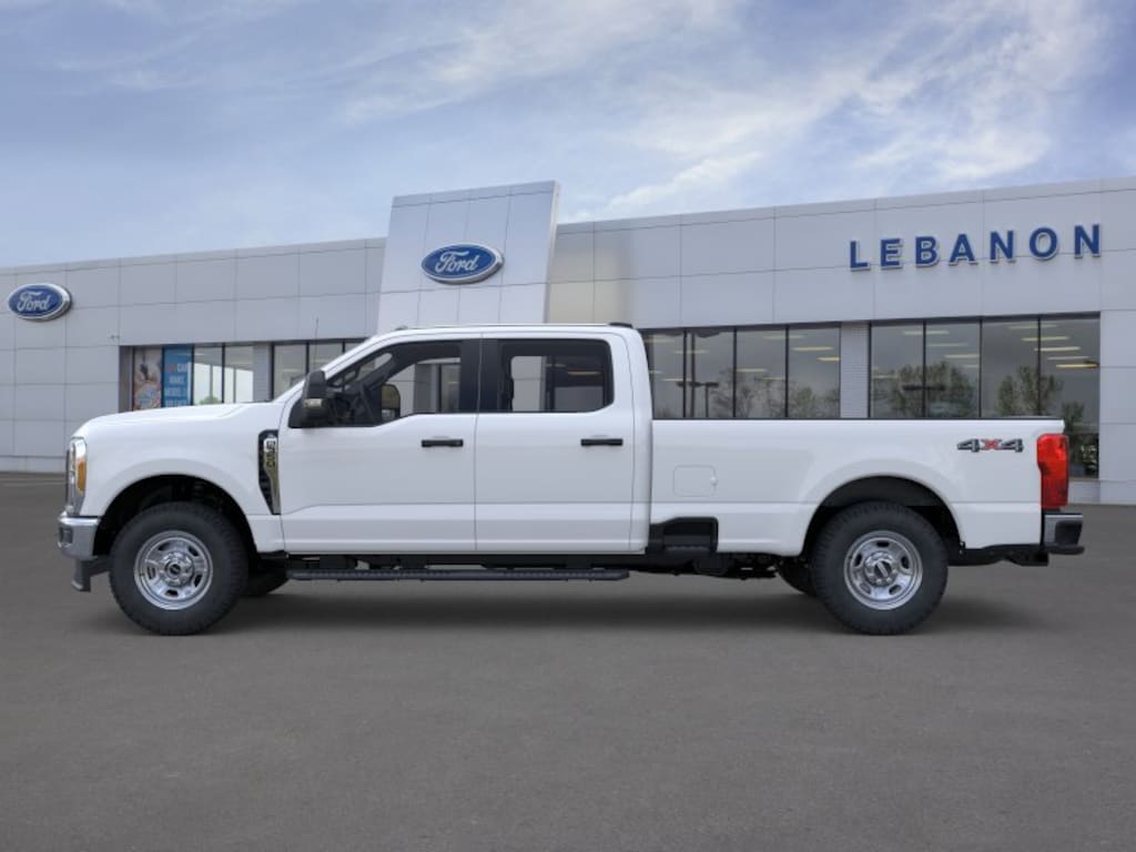 New 2026 Ford F-350 XL Truck Crew Cab