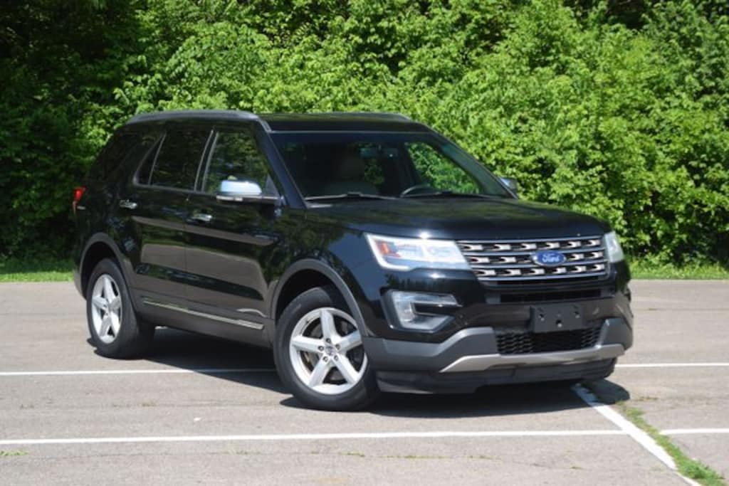 Used 2016 Ford Explorer XLT SUV