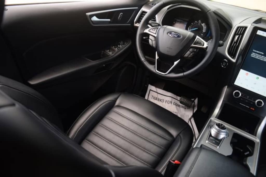 Used 2024 Ford Edge SUV