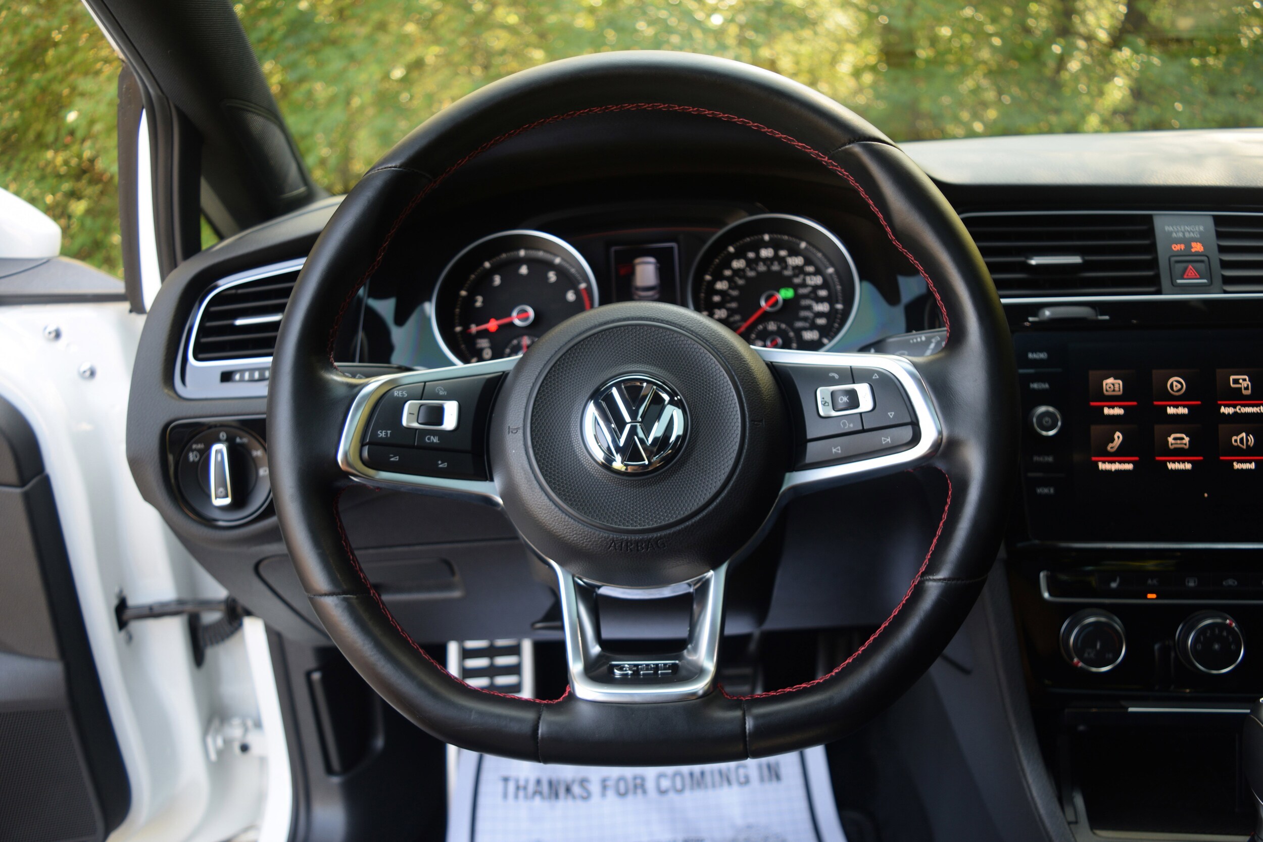 2018 Volkswagen Golf GTI SE photo 4