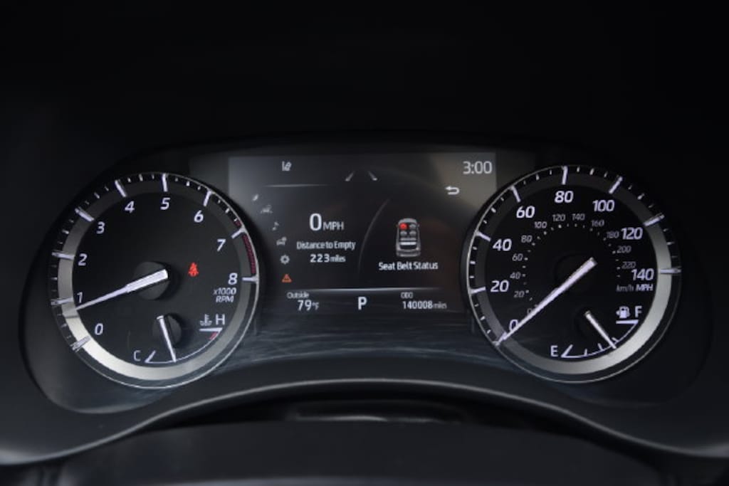 Used 2021 Toyota Highlander XLE SUV