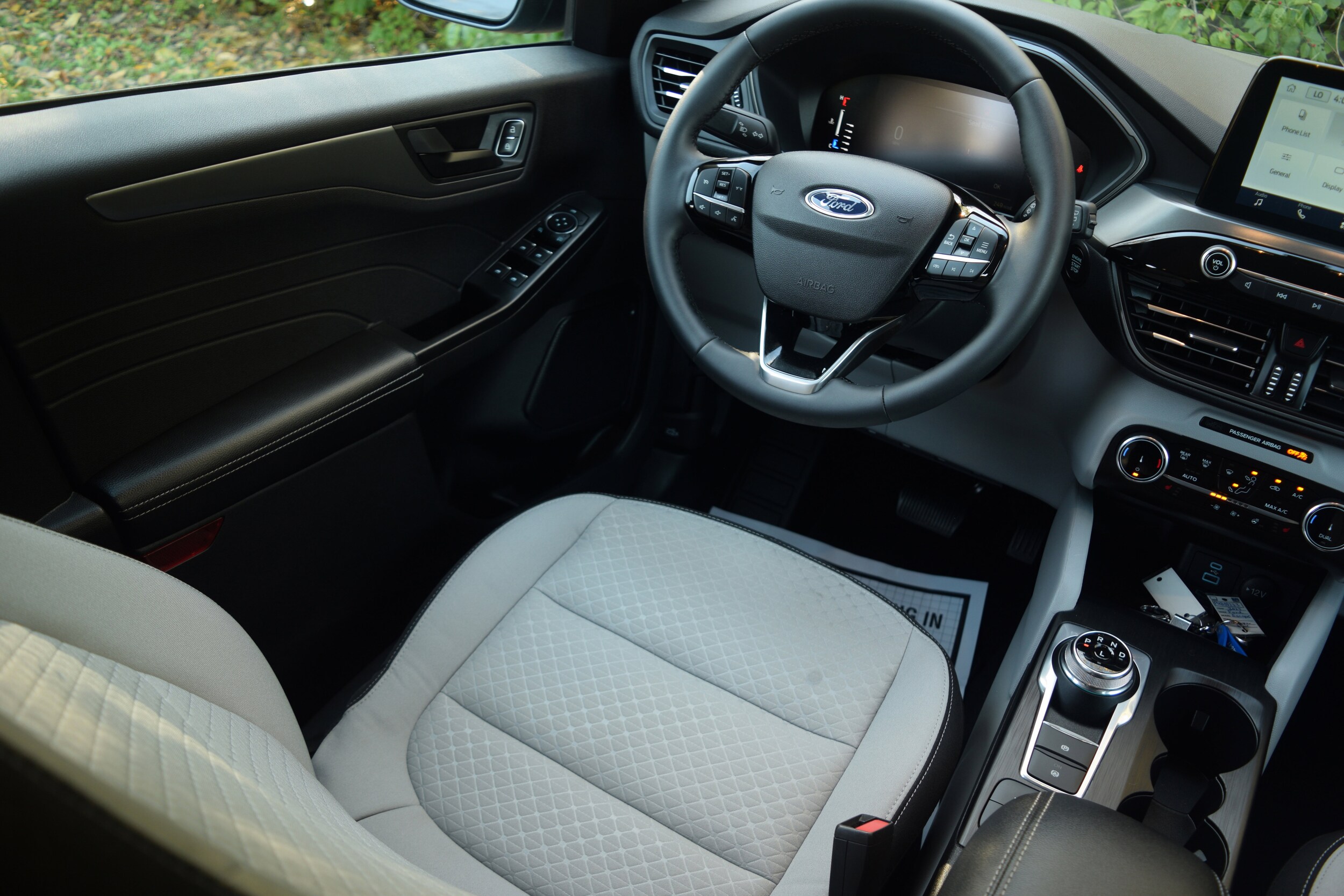 2023 Ford Escape Active photo 2