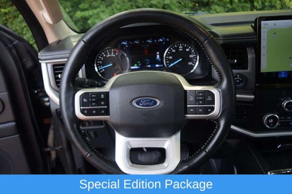 Used 2022 Ford Expedition Max XLT SUV