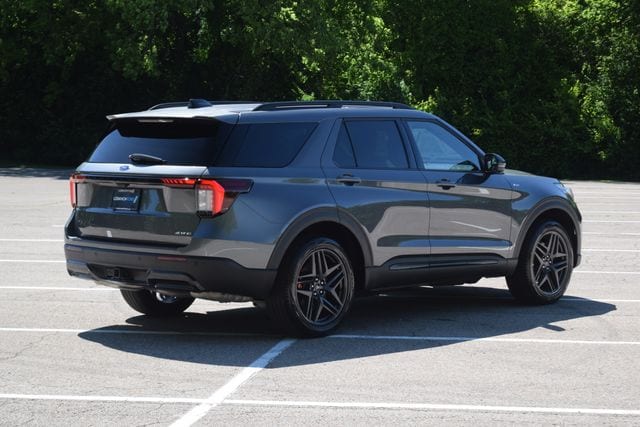 2025 Ford Explorer ST-LINE - Photo 26