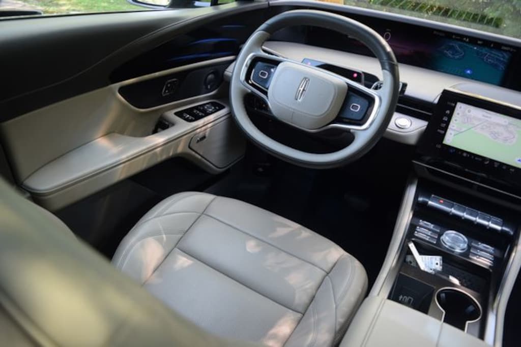Used 2024 Lincoln Nautilus Premiere SUV