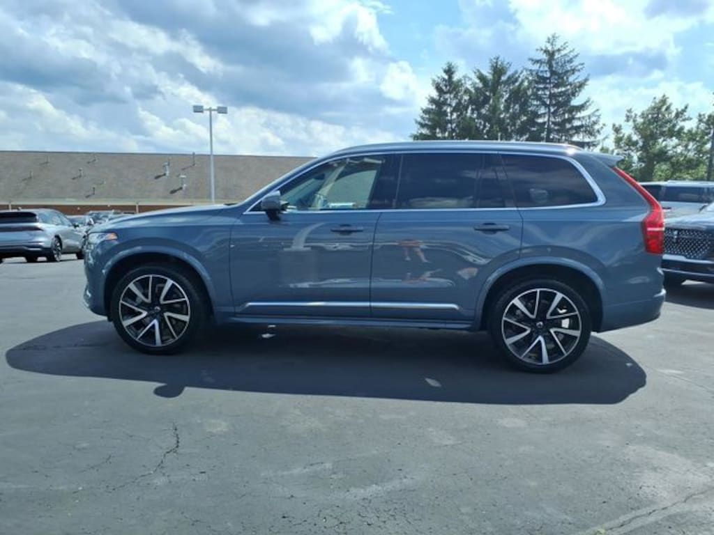 Used 2023 Volvo XC90 B5 AWD Plus SUV