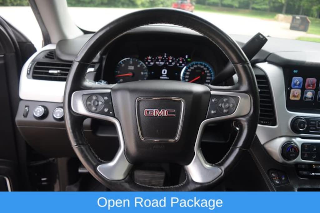 Used 2017 GMC Yukon XL SLT SUV