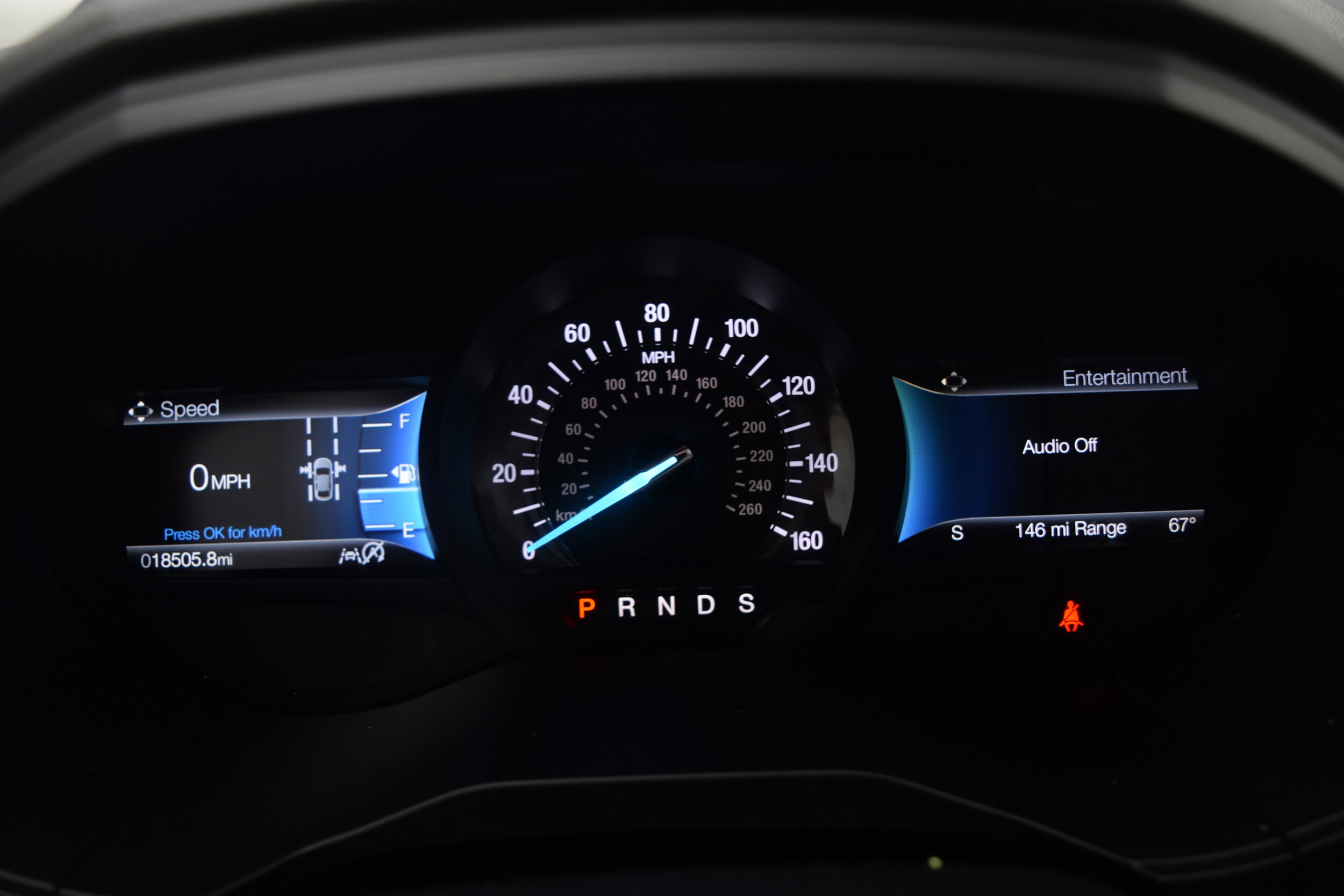 2022 Ford Edge SEL photo 3