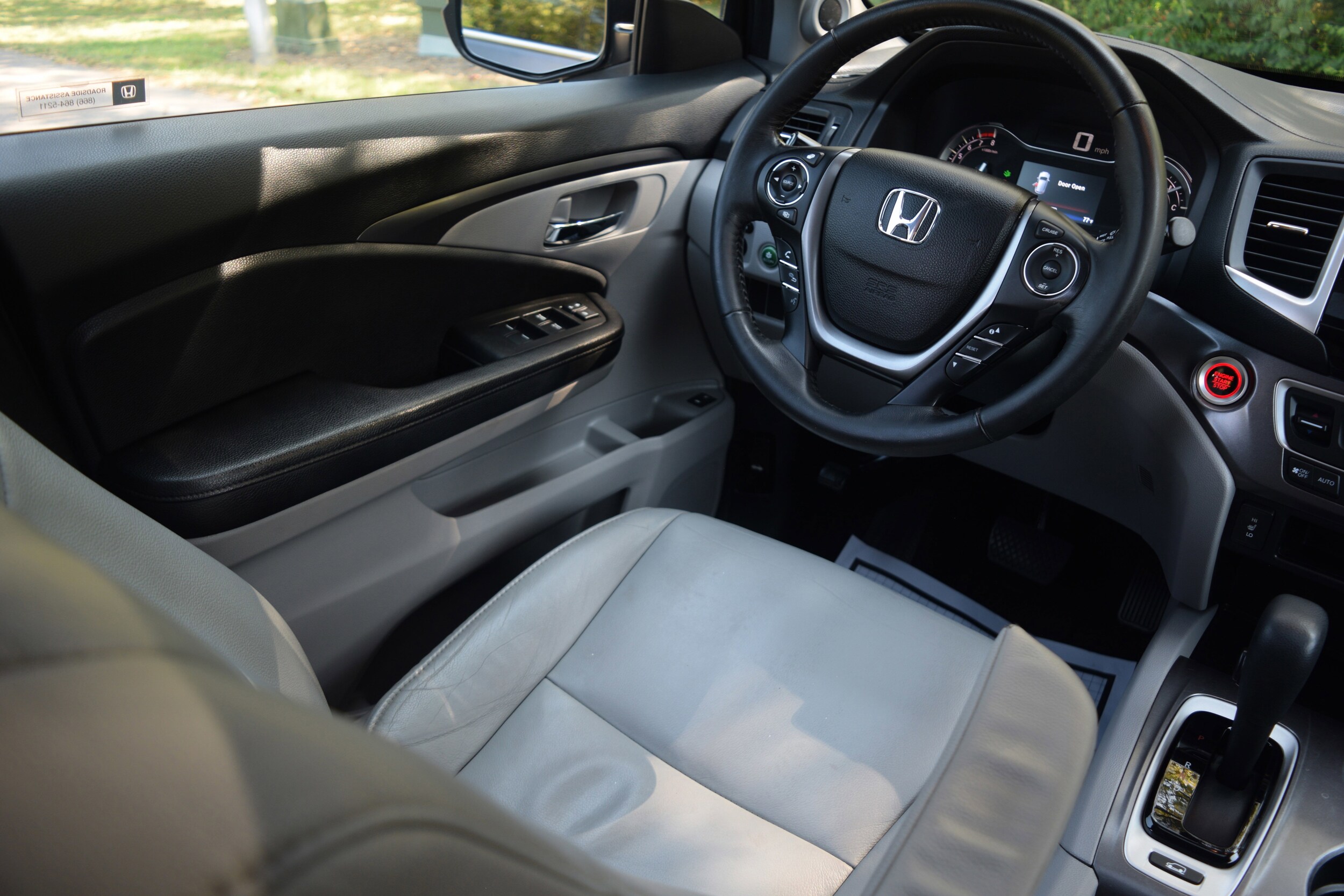 2017 Honda Pilot EX-L photo 2