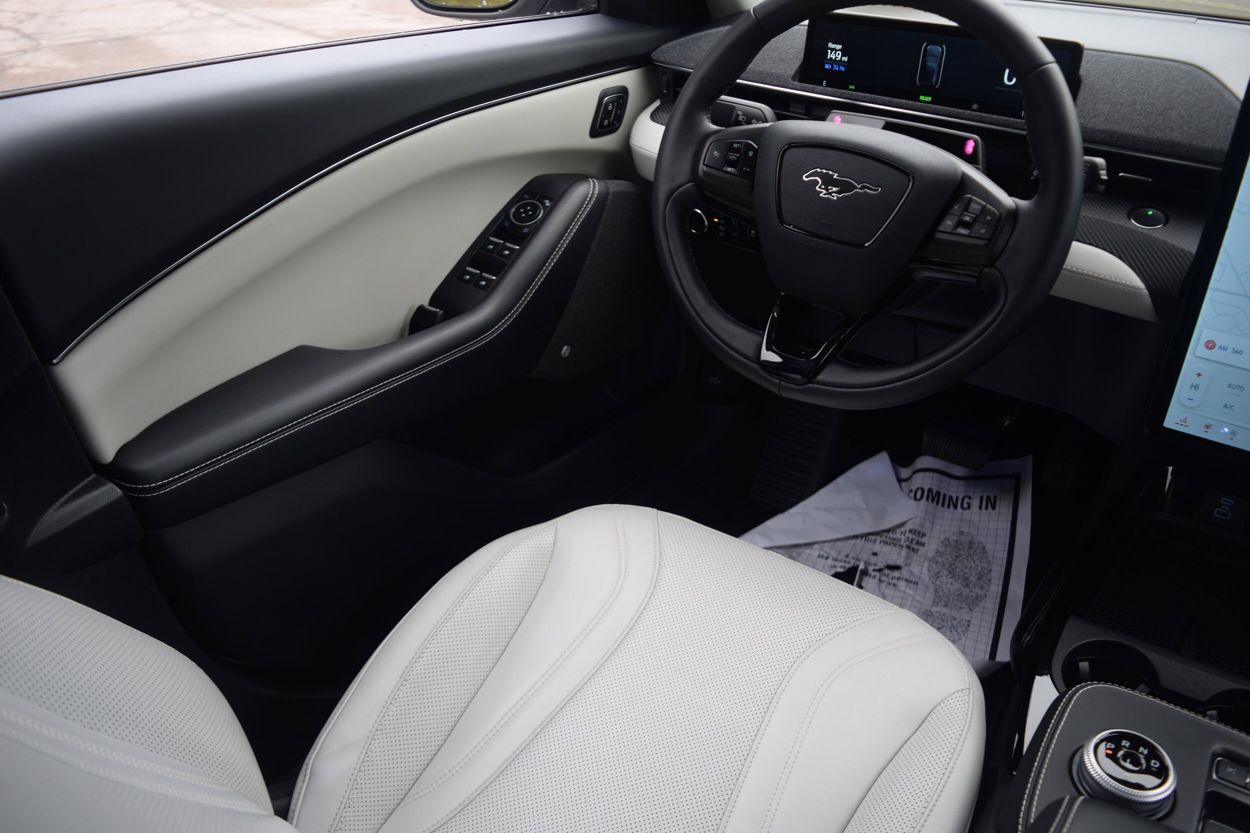 2023 Ford Mustang Mach-E Premium photo 2