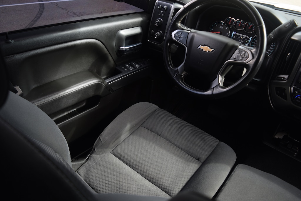 Used 2018 Chevrolet Silverado 1500 LT w/1LT Truck Crew Cab