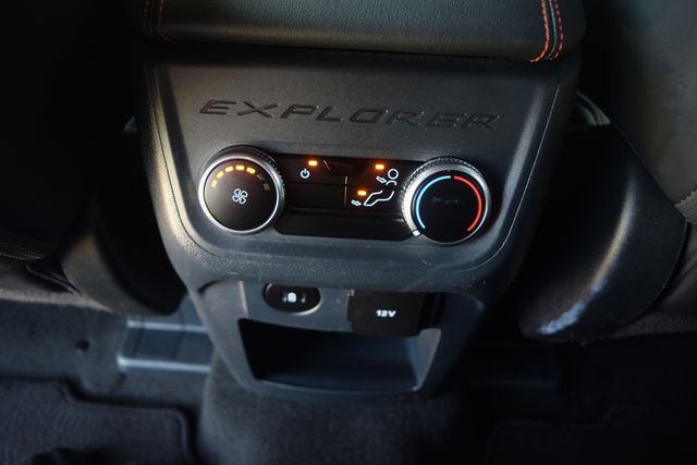 2025 Ford Explorer ST-LINE - Photo 18