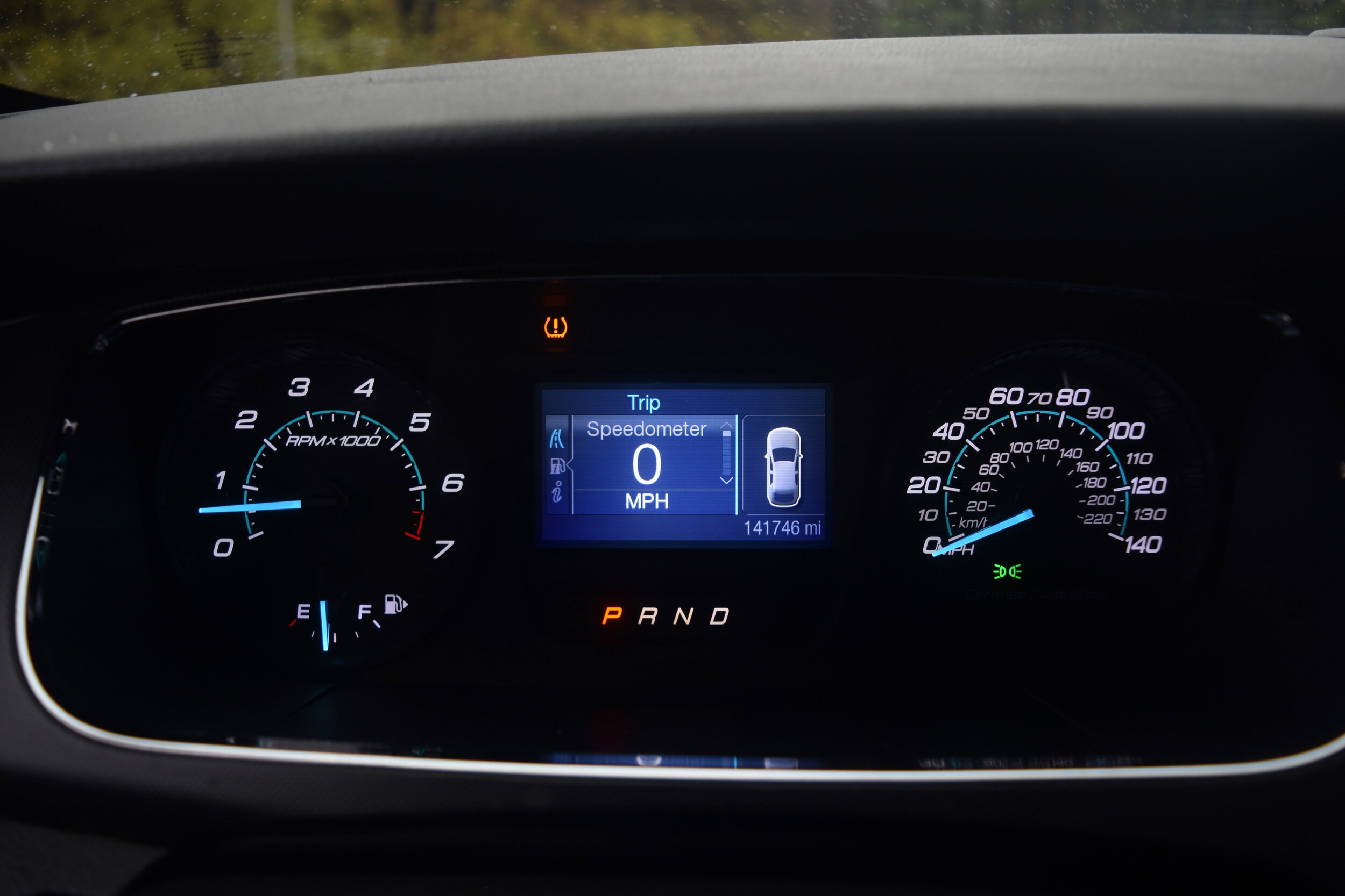 2013 Ford Taurus photo 3