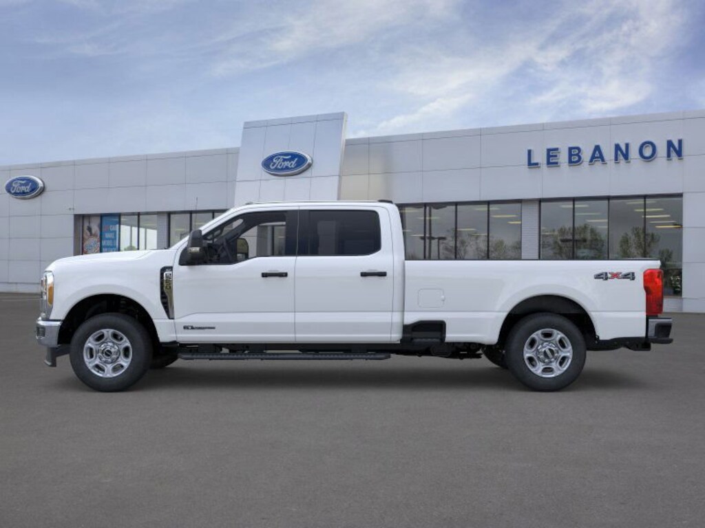 New 2026 Ford F-250 XLT Truck Crew Cab