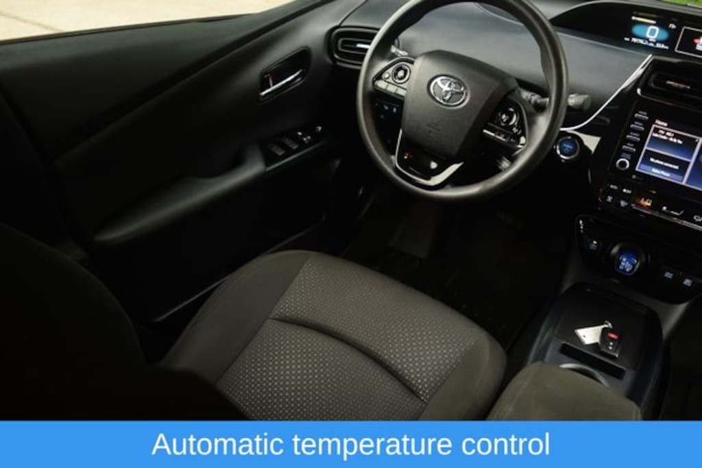 Used 2021 Toyota Prius LE Hatchback