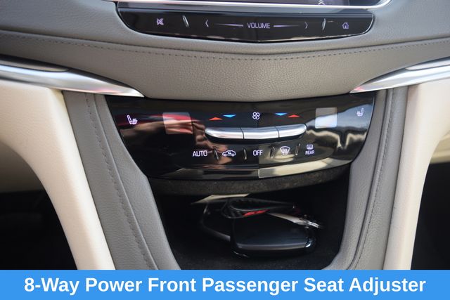 2017 Cadillac XT5 Luxury - Photo 10