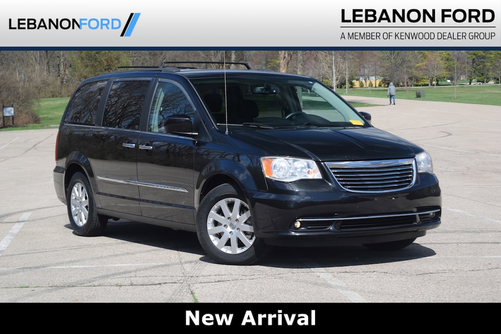 Used 2015 Chrysler Town & Country Touring Van