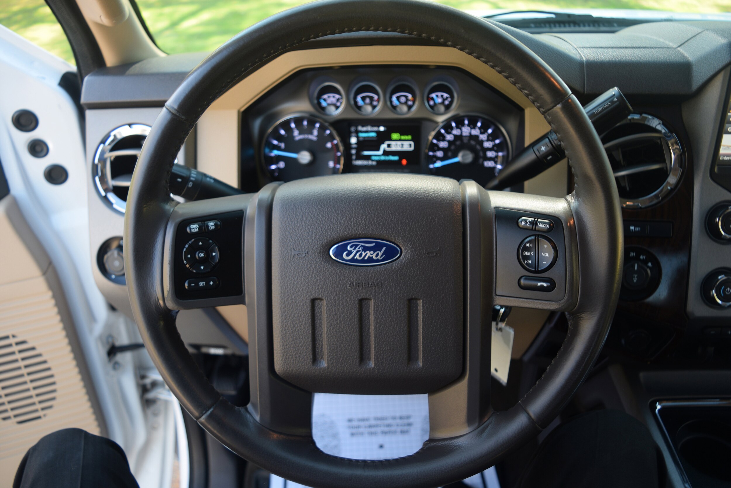2016 Ford F-250 Lariat photo 4