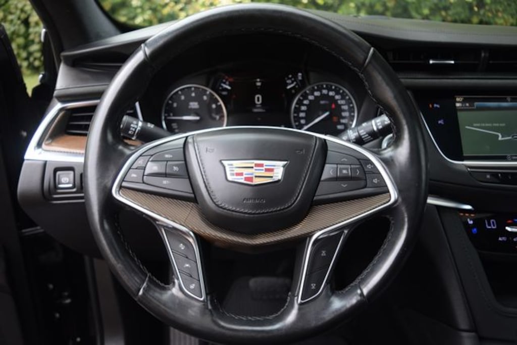 Used 2019 CADILLAC XT5 Platinum SUV
