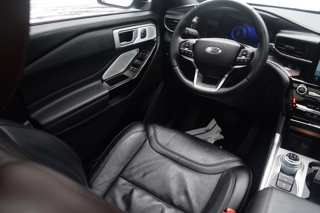 Used 2023 Ford Explorer Platinum SUV