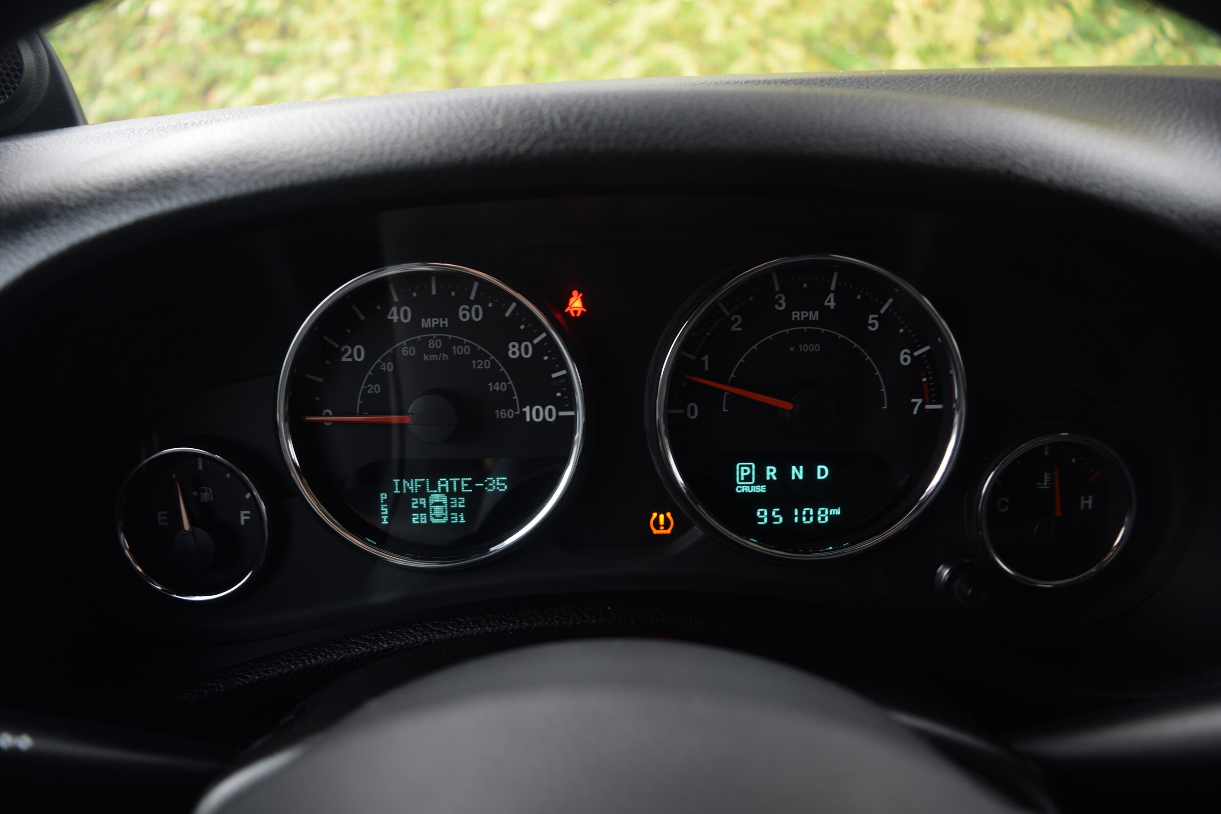 2014 Jeep Wrangler Unlimited Sahara photo 3