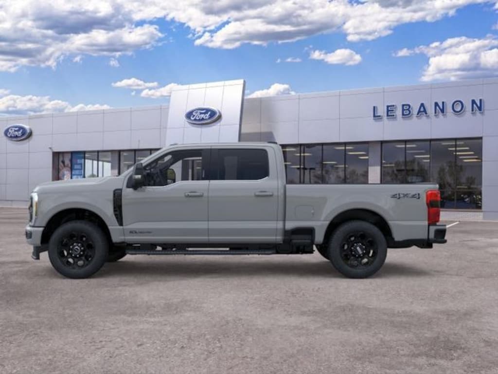 New 2026 Ford F-350SD Lariat Truck Crew Cab