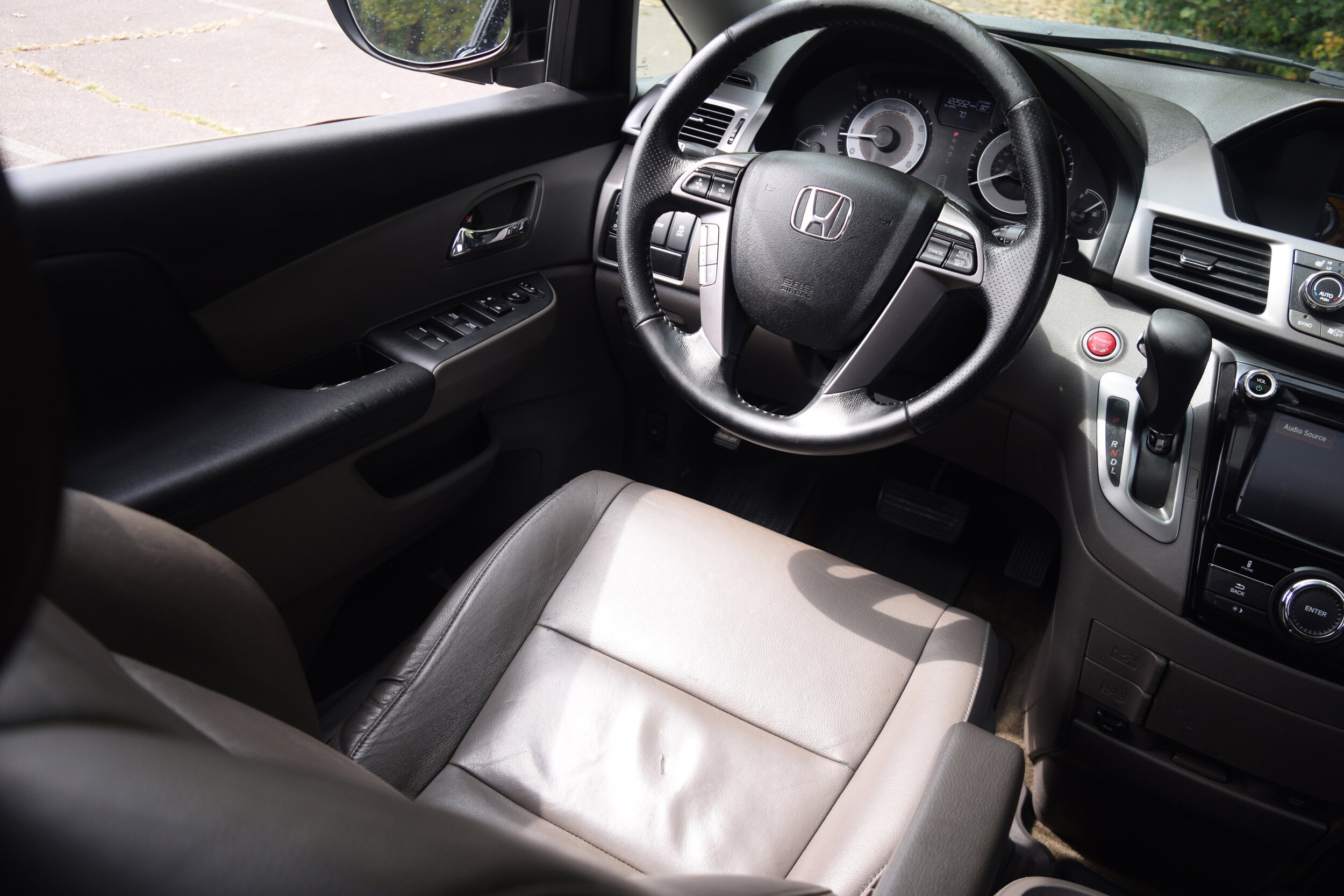 2015 Honda Odyssey EX-L photo 2
