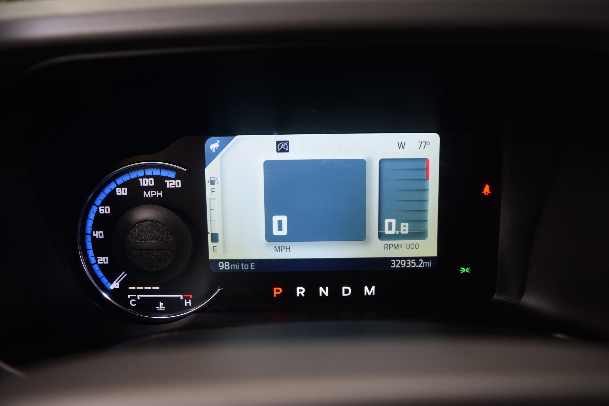 2024 Ford Bronco Black Diamond photo 3