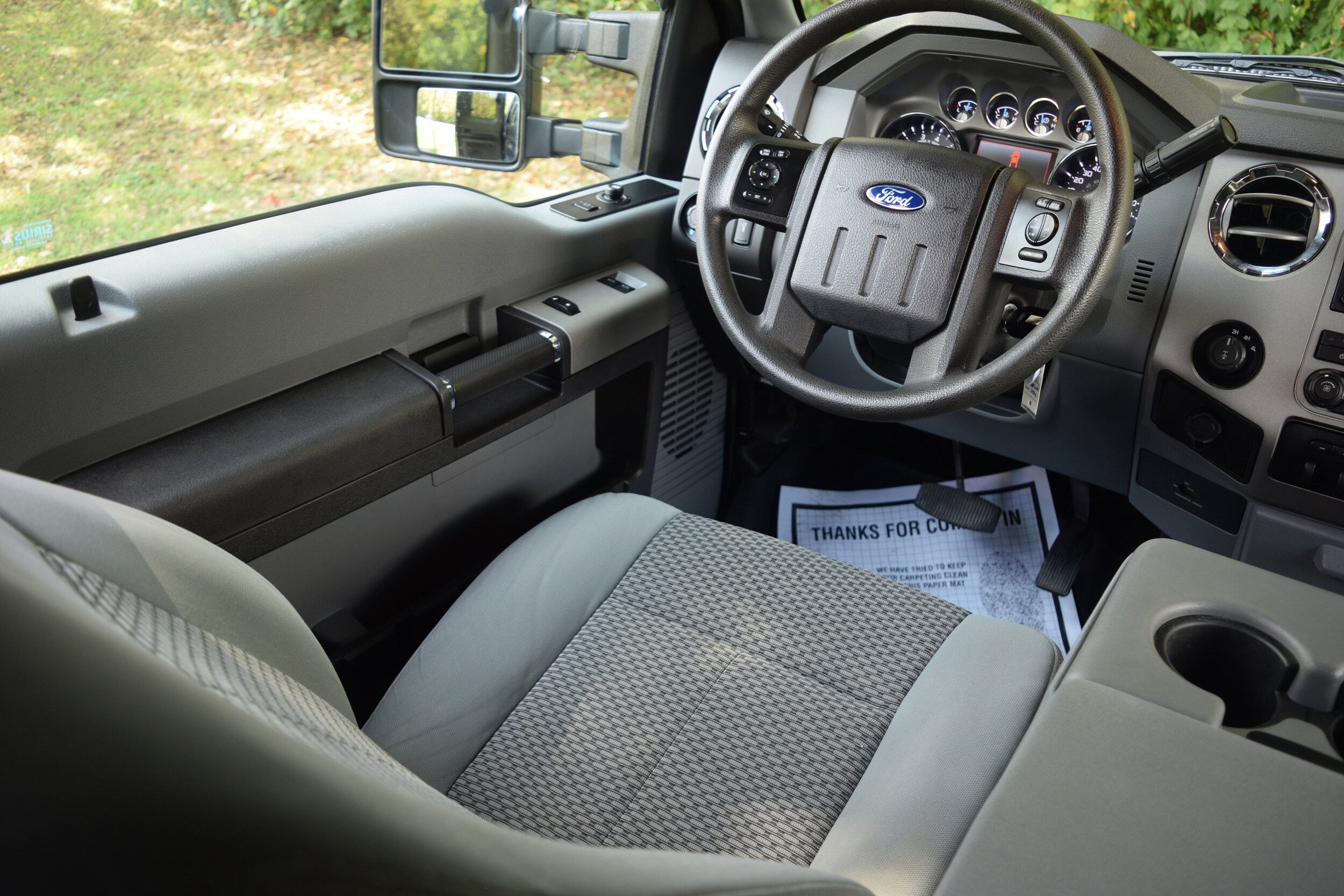 2016 Ford F-250 XLT photo 2