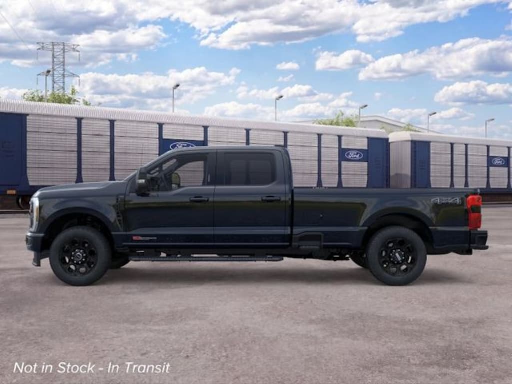 New 2026 Ford F-250SD Lariat Truck Crew Cab