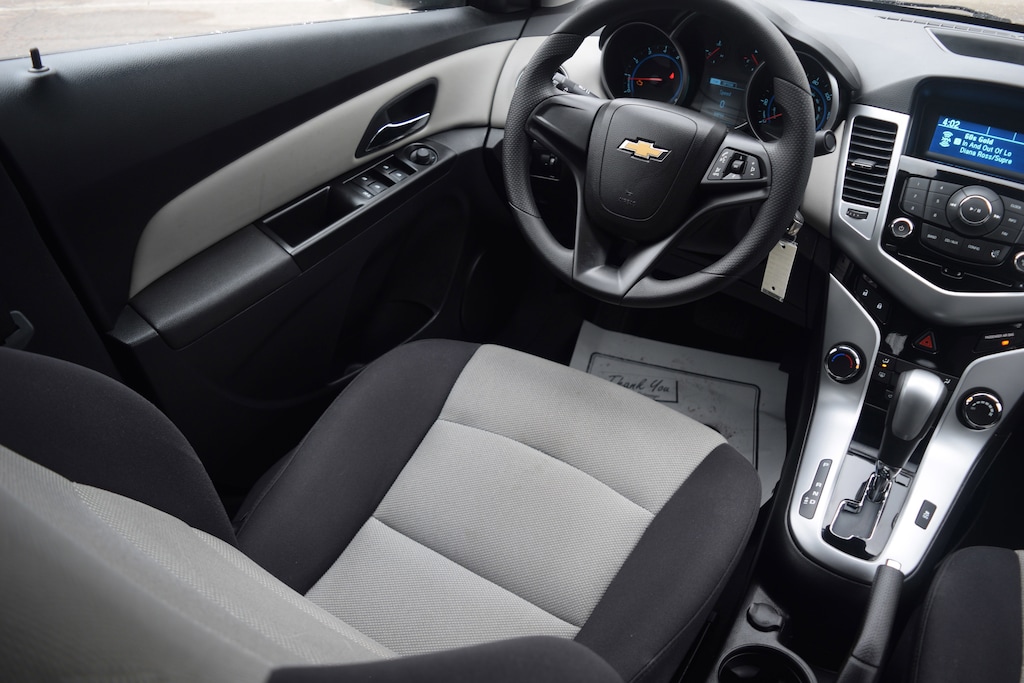 Used 2013 Chevrolet Cruze LS Auto Sedan