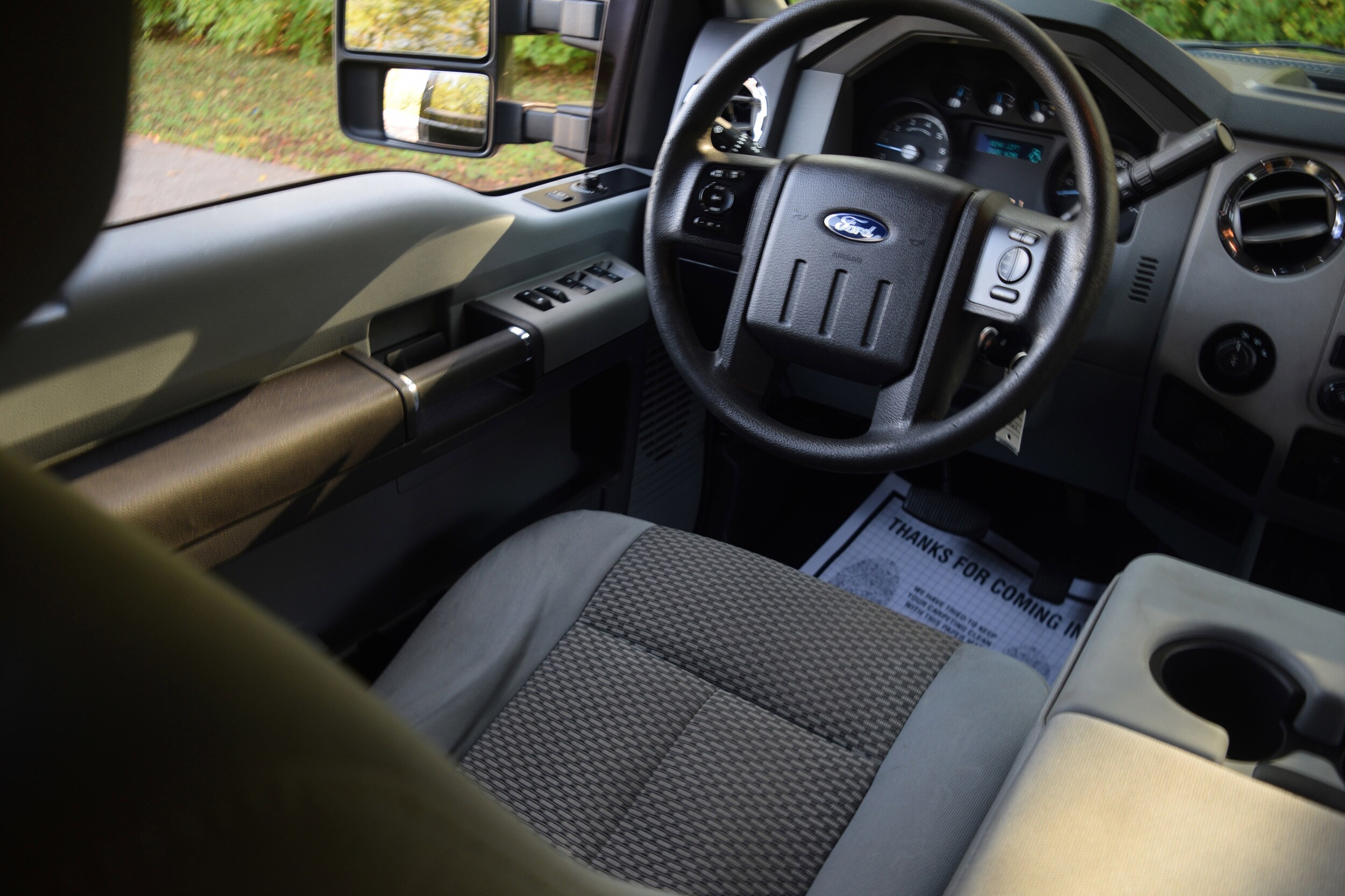 2016 Ford F-250 XLT photo 2