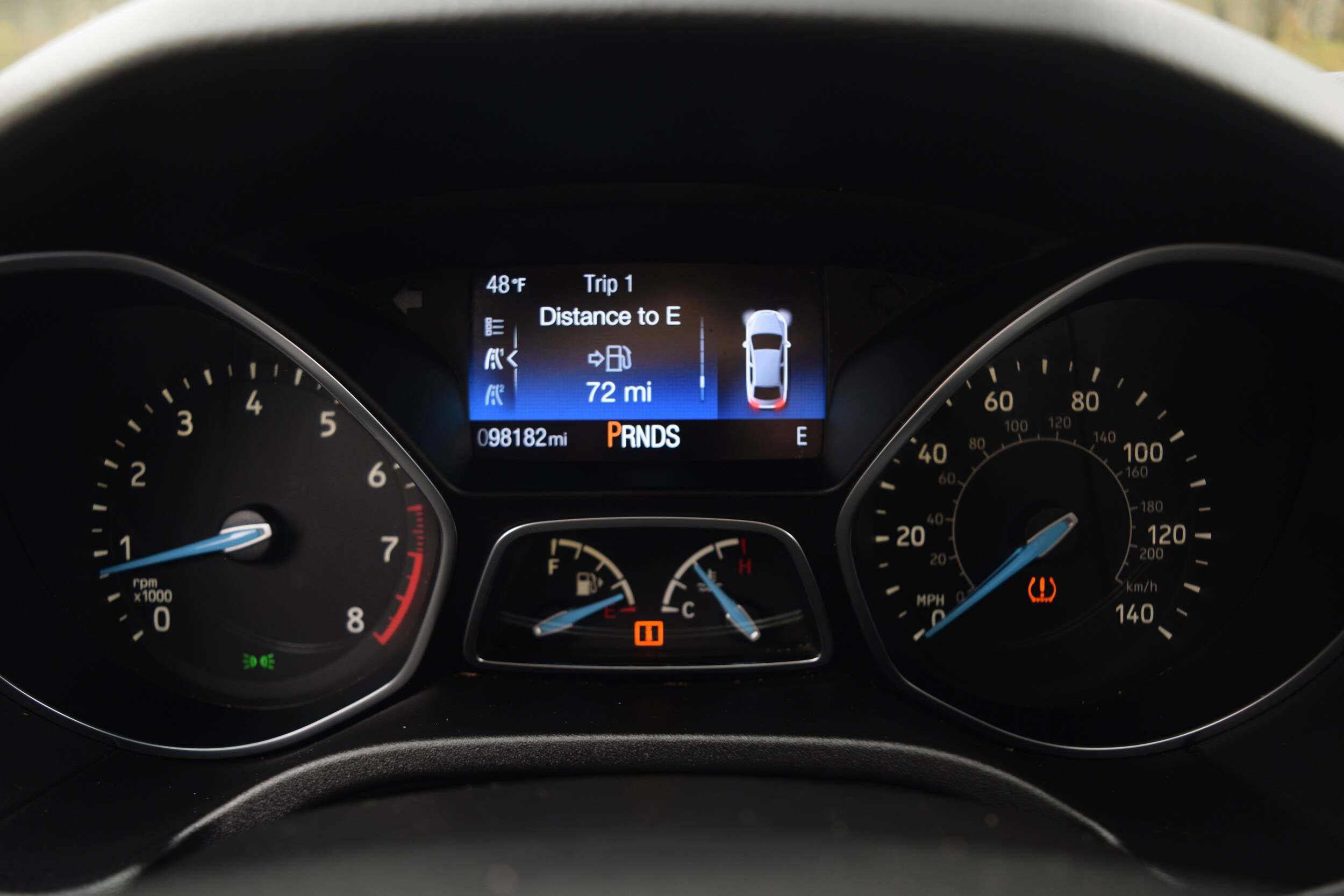 2016 Ford Focus Titanium Sedan photo 3