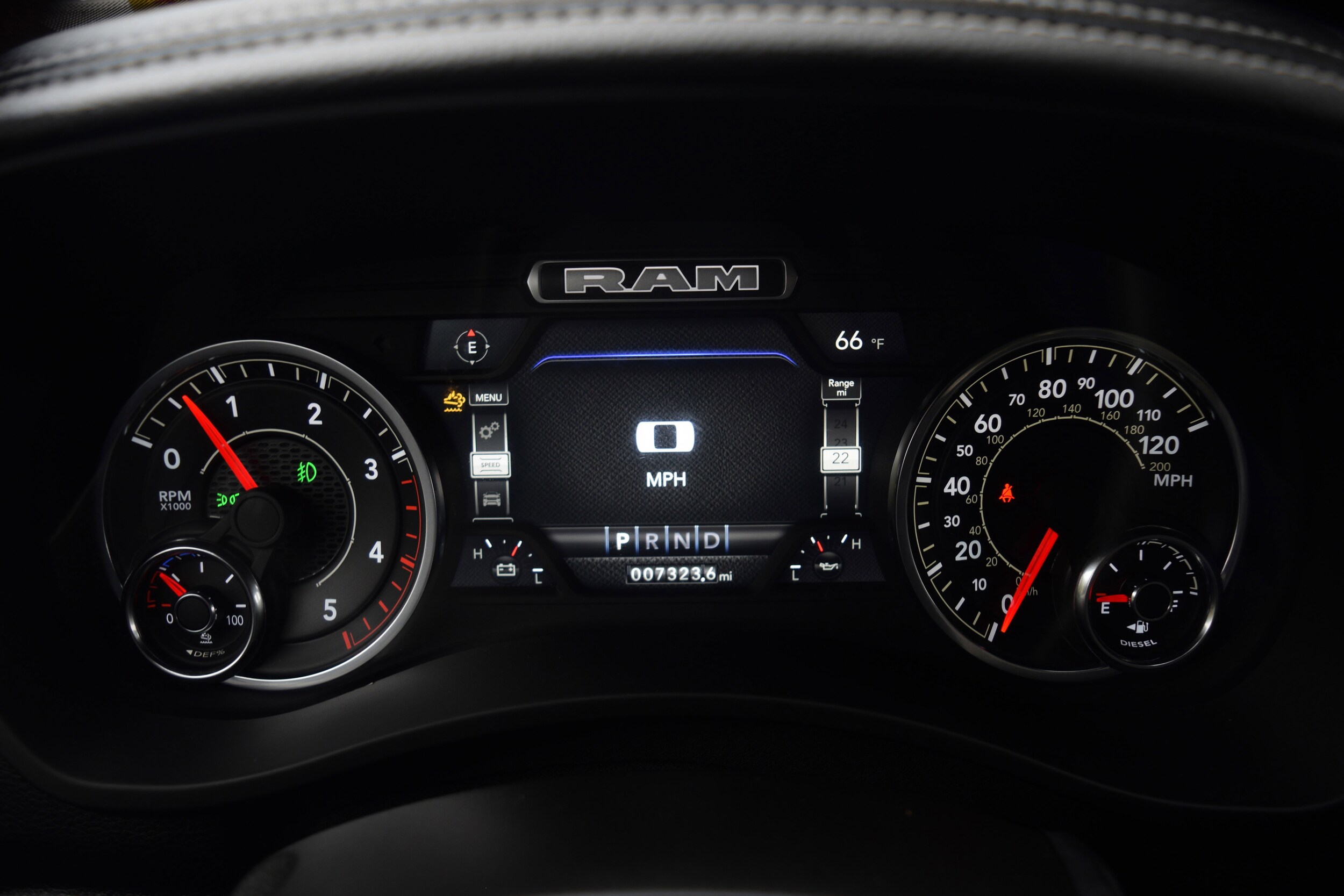 2024 Ram 2500 Laramie photo 3