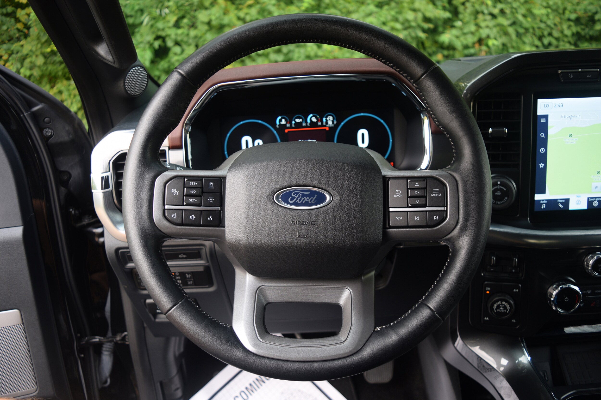 2022 Ford F-150 Lariat photo 4