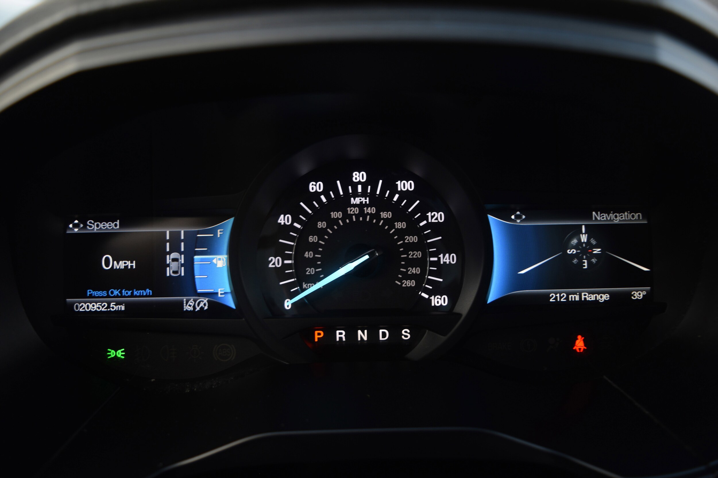 2023 Ford Edge SEL photo 2