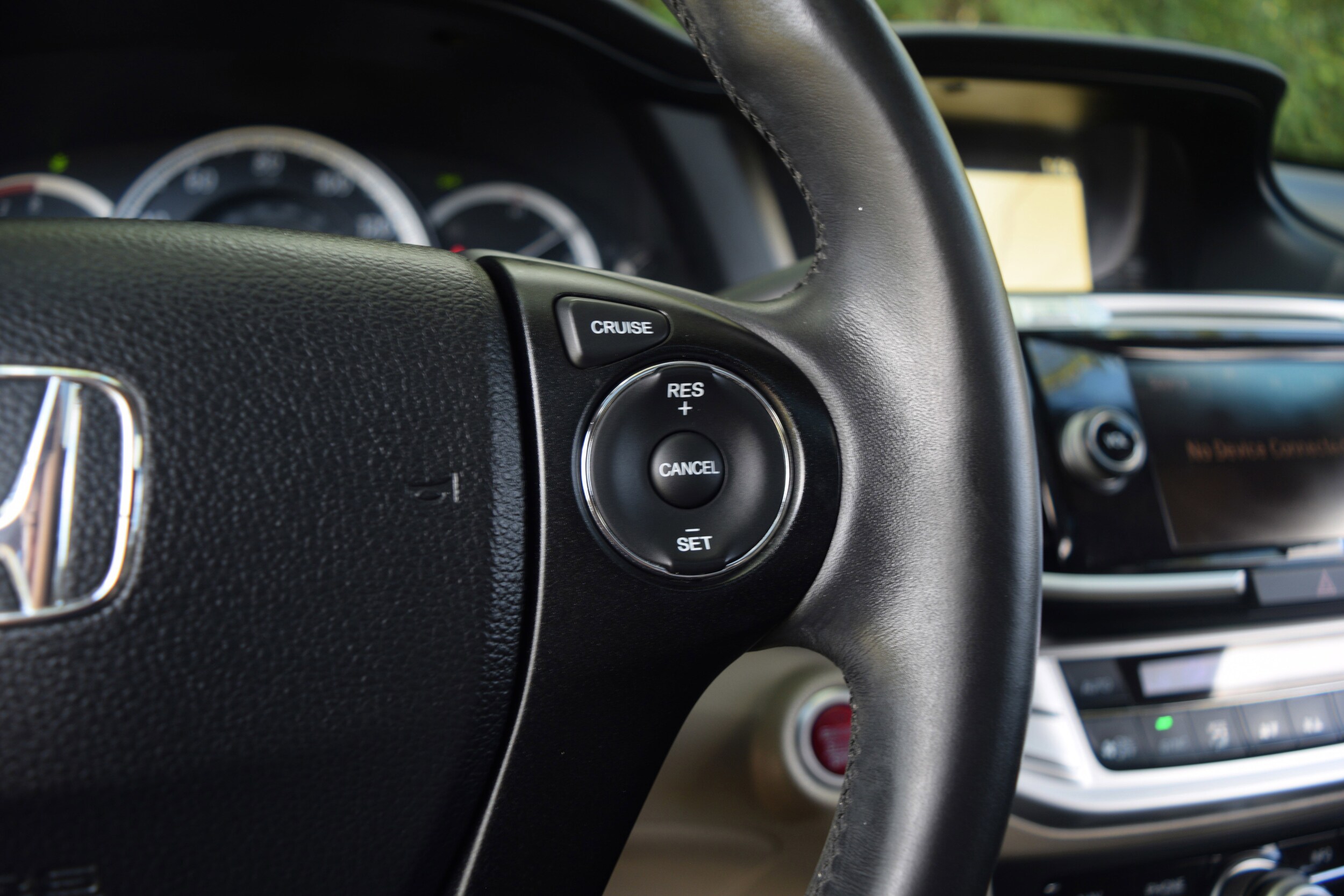 2015 Honda Accord EX-L photo 4