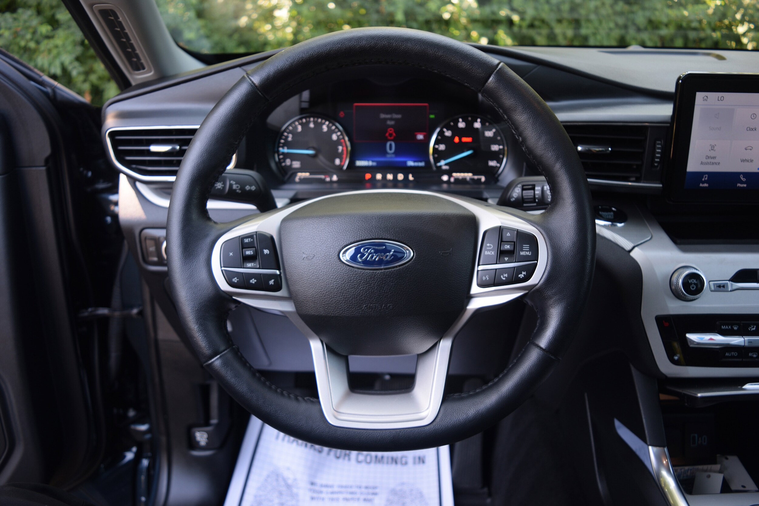 2022 Ford Explorer XLT photo 3