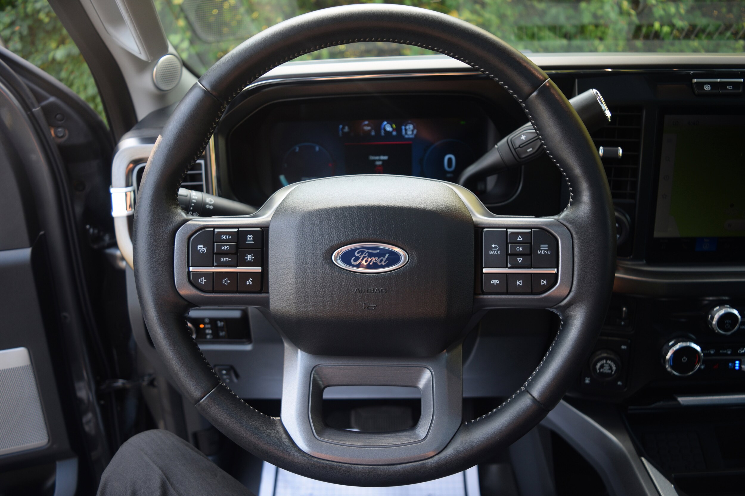2023 Ford F-250 Lariat photo 4