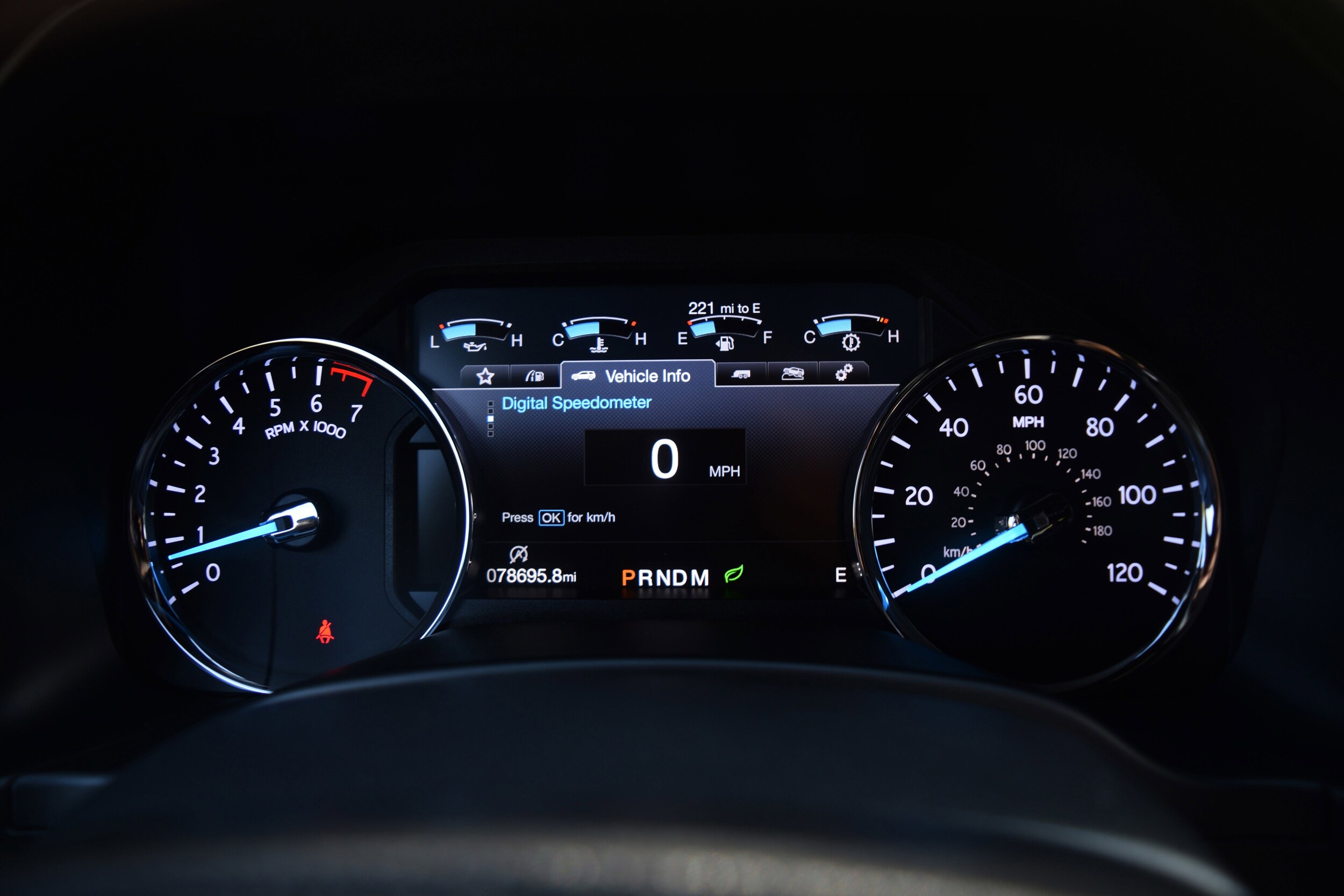 2018 Ford Expedition MAX XLT photo 2