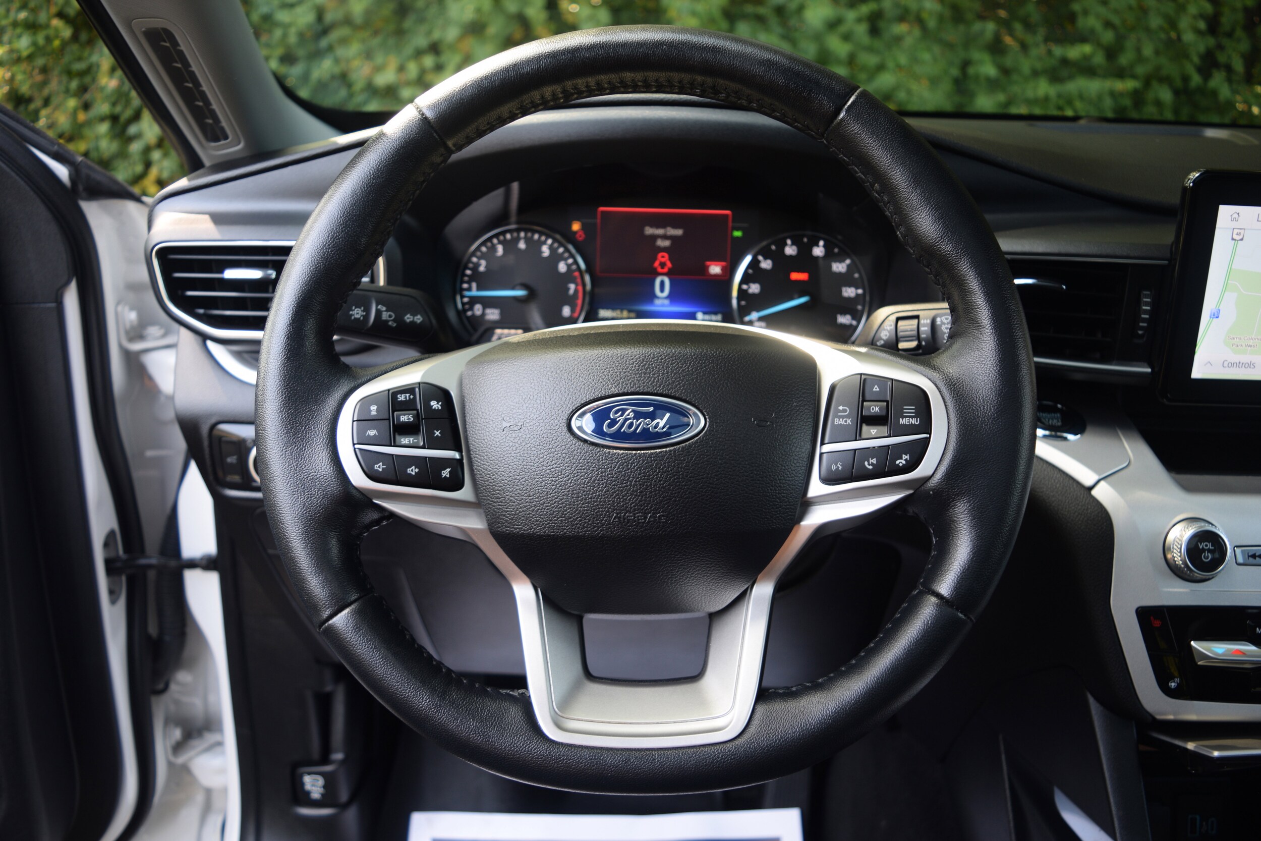 2022 Ford Explorer XLT photo 4