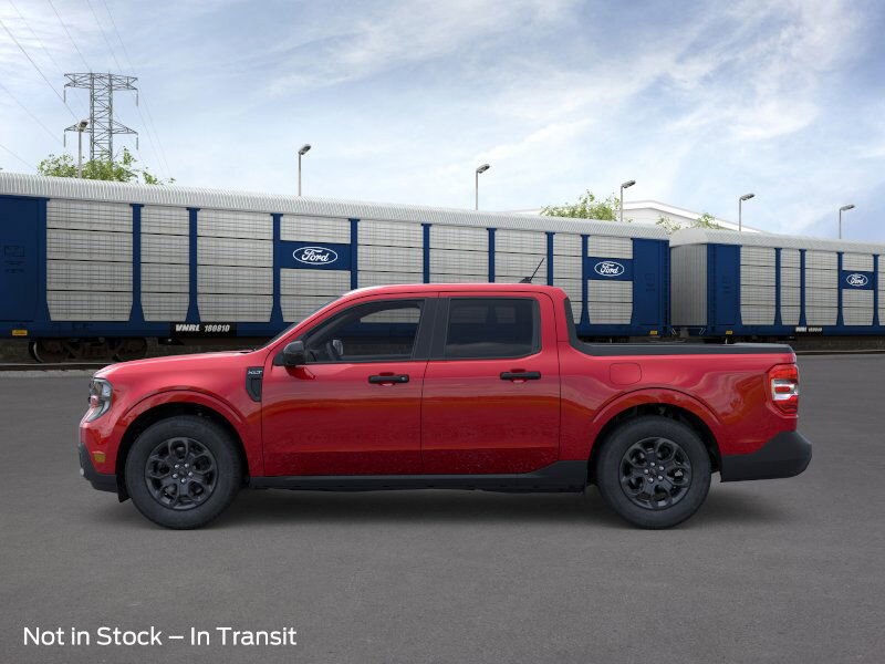 2025 Ford Maverick XLT photo 3