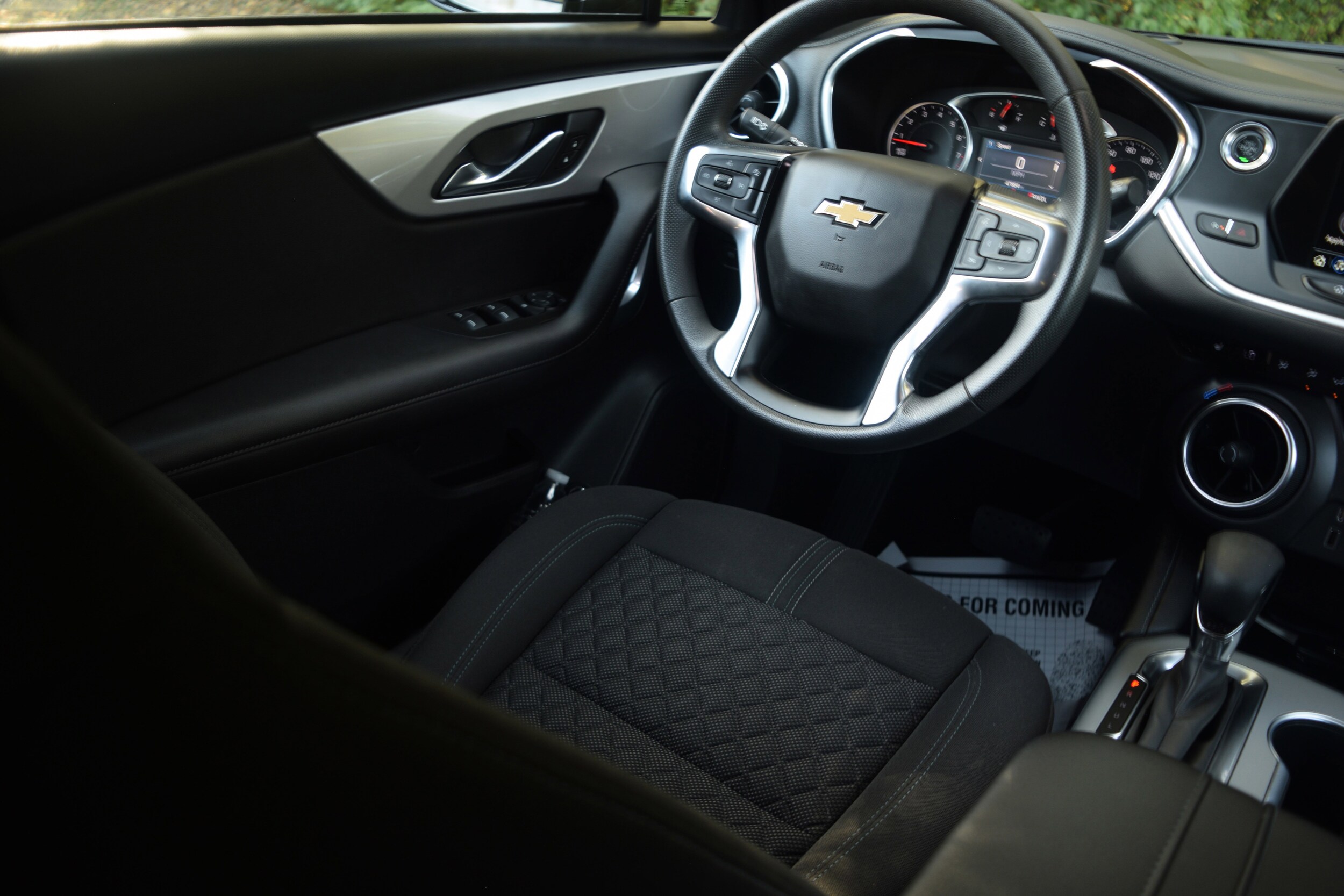 2021 Chevrolet Blazer 2LT photo 2