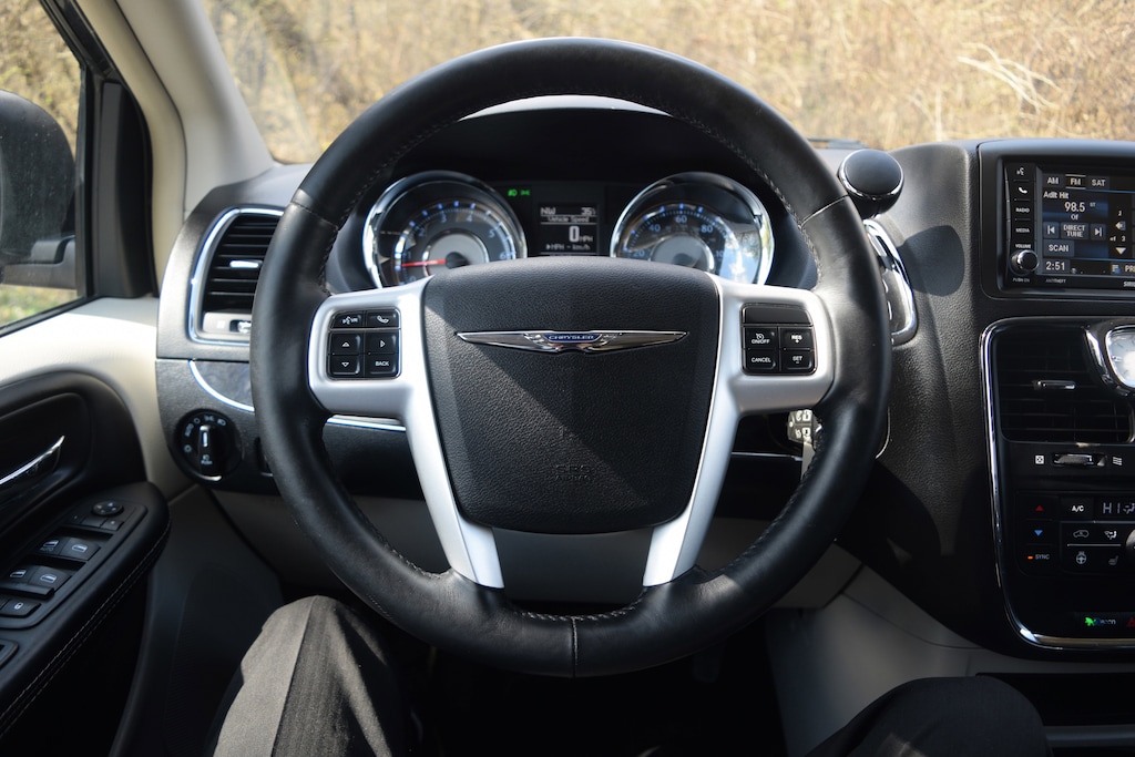 Used 2015 Chrysler Town & Country Touring Van