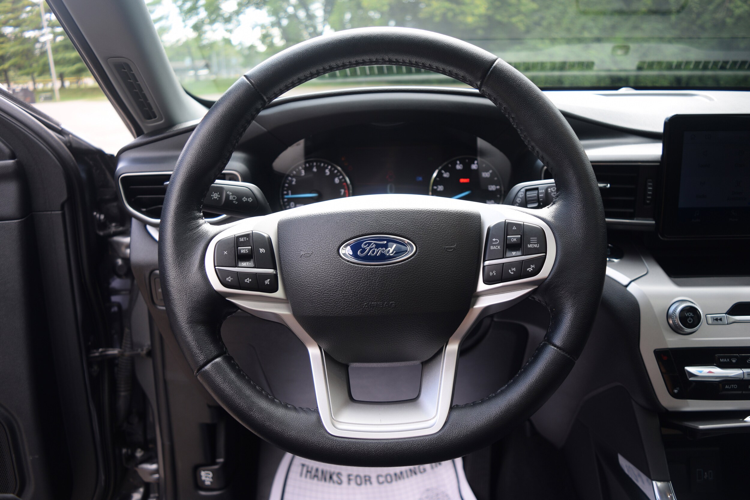2022 Ford Explorer XLT photo 4